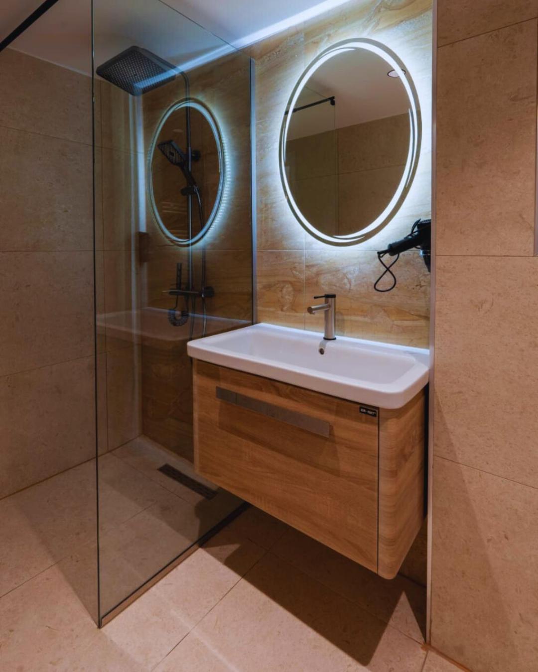 Hotel Solo 127 พริเซรน ภายนอก รูปภาพ