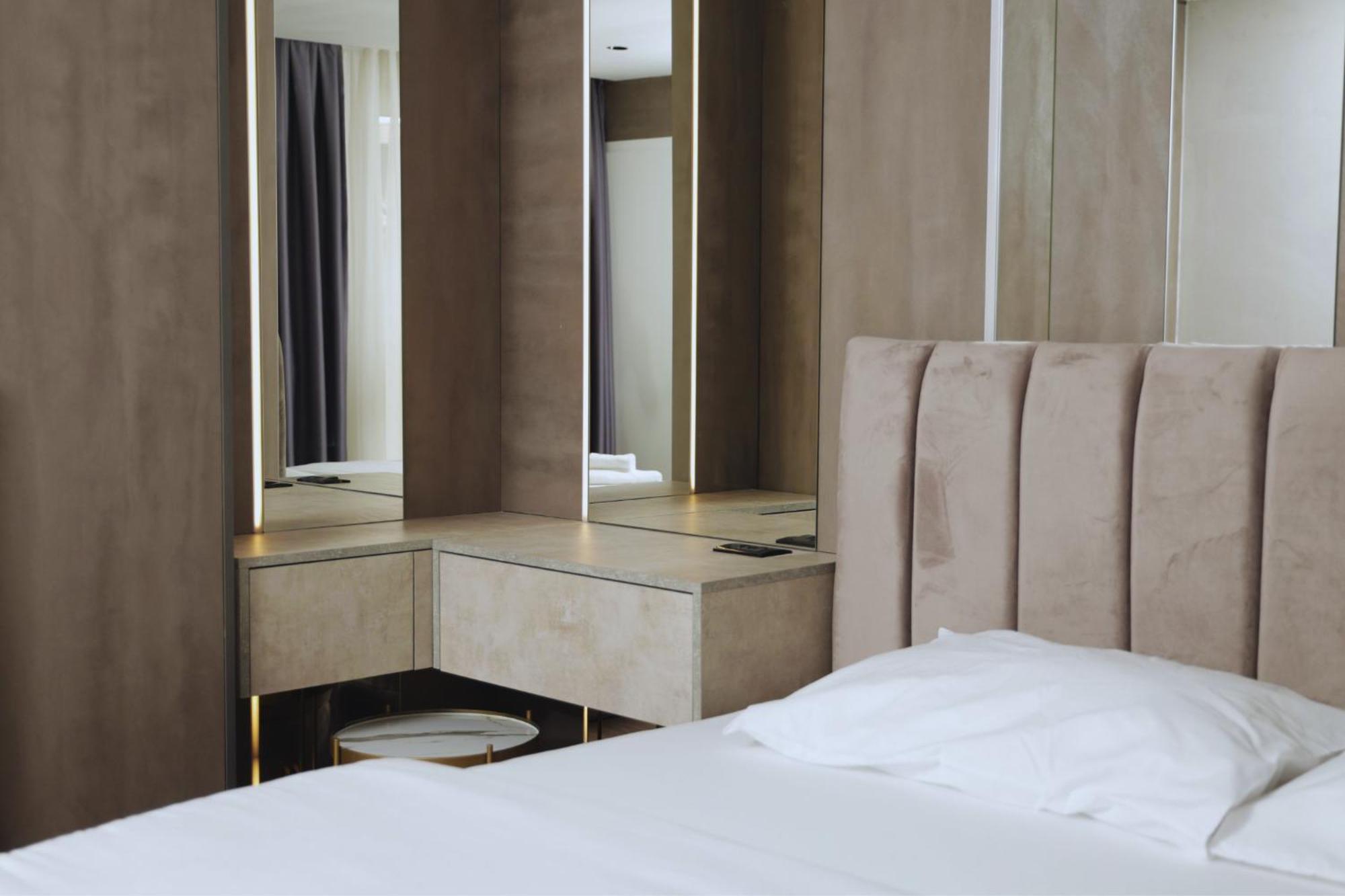 Hotel Solo 127 พริเซรน ภายนอก รูปภาพ